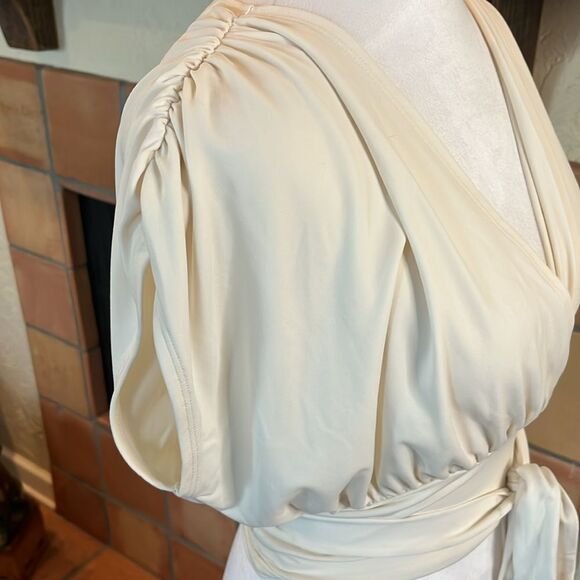 Express Cream SMOOTH MATTE JERSEY DRAPED FRONT TOP, size XS - Picture 4 of 9